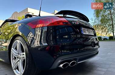 Купе Audi TT S 2012 в 