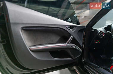 Купе Audi TT S 2019 в 