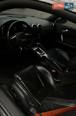 Купе Audi TT S 2012 в 