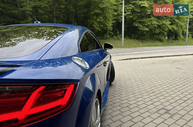 Купе Audi TT S 2016 в 