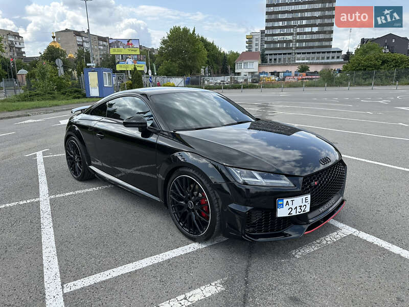 Купе Audi TT S 2019 в 