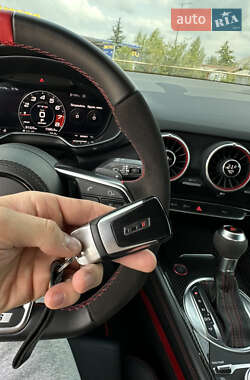 Купе Audi TT S 2019 в 