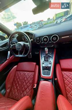 Купе Audi TT S 2015 в 