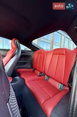 Купе Audi TT S 2015 в 