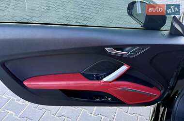 Купе Audi TT S 2015 в 