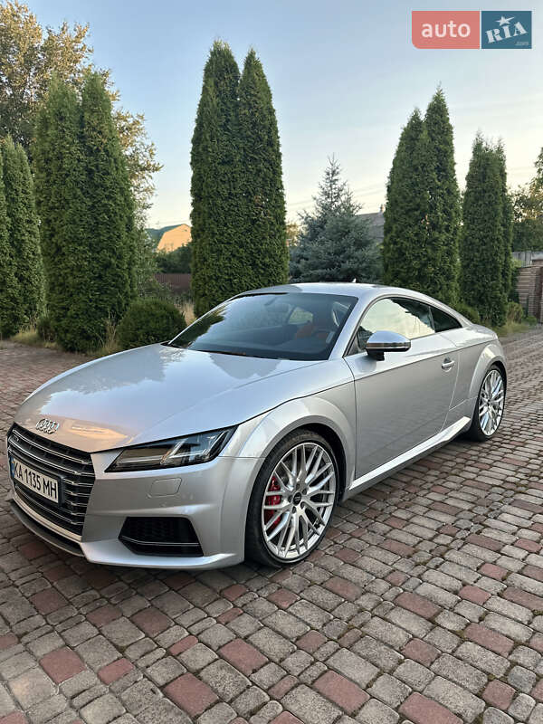 Купе Audi TT S 2016 в Киеве