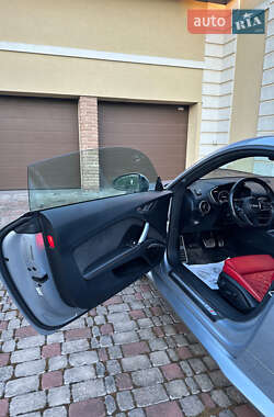 Купе Audi TT S 2016 в 