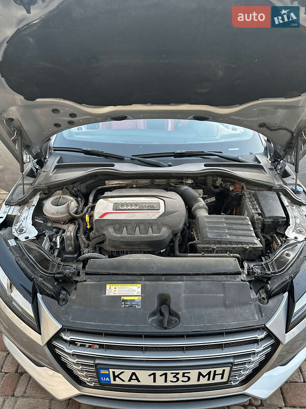 Купе Audi TT S 2016 в Киеве