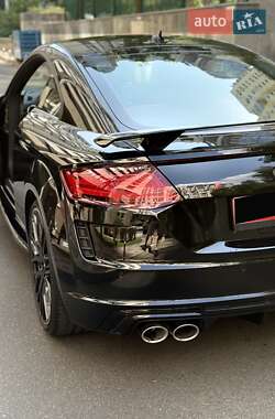 Купе Audi TT S 2023 в 
