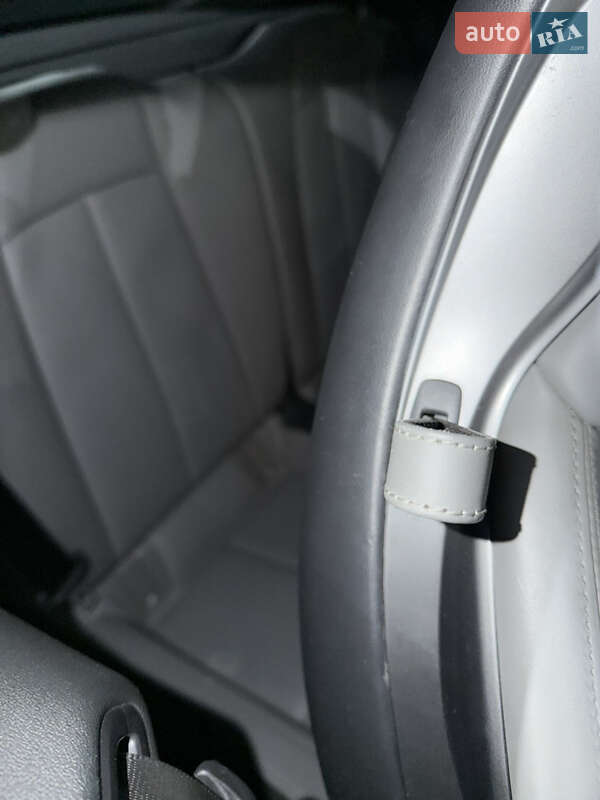 Купе Audi TT S 2016 в Кременце