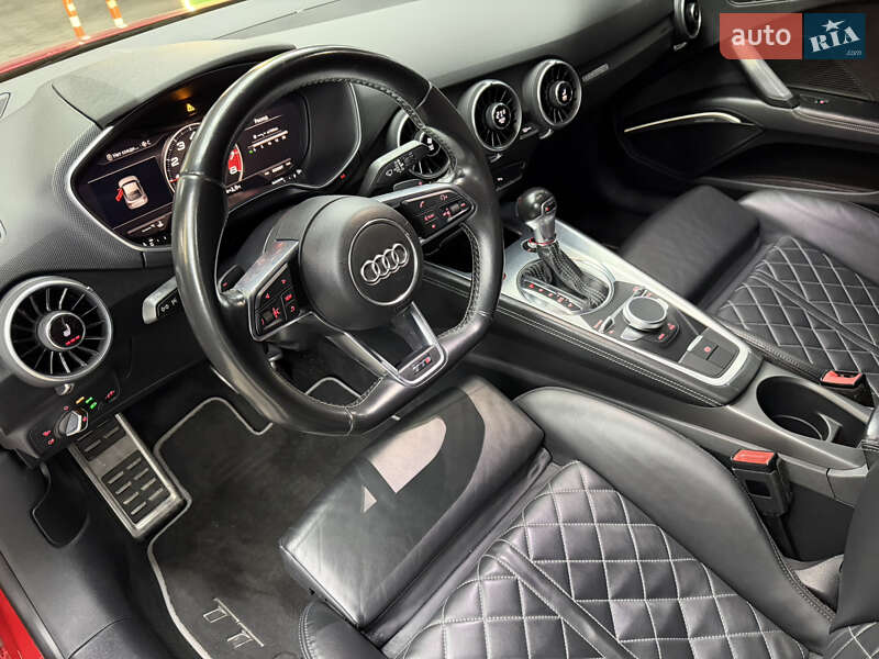 Купе Audi TT S 2016 в Киеве фото 10 Купе Audi TT S 2016 в Киеве