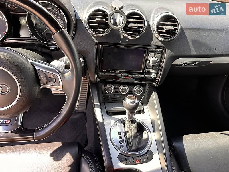 Купе Audi TT S 2012 в Киеве
