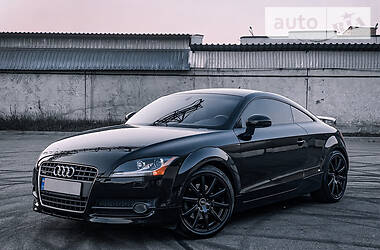 Купе Audi TT 2010 в 