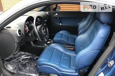 Купе Audi TT 2003 в 
