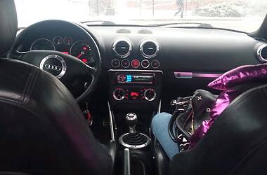 Купе Audi TT 1999 в 