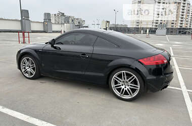 Купе Audi TT 2008 в 