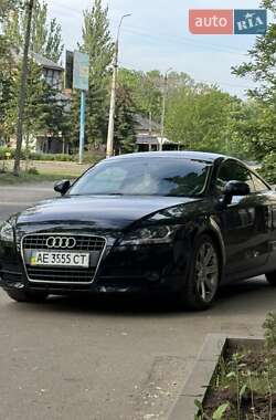 Купе Audi TT 2009 в 