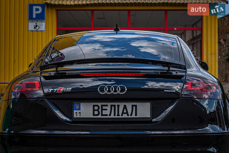 Купе Audi TT 2011 в Вишгороді