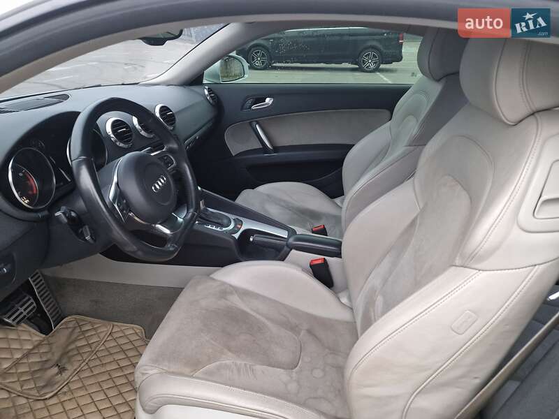 Купе Audi TT 2010 в Киеве