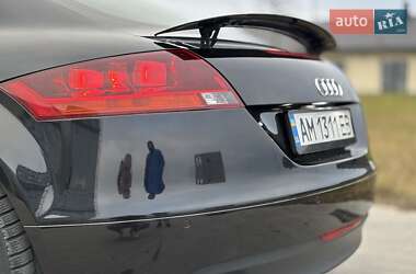 Купе Audi TT 2008 в 