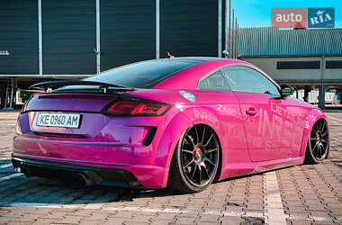 Купе Audi TT 2015 в 