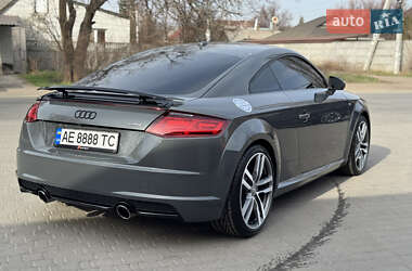 Купе Audi TT 2016 в 