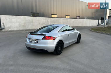 Купе Audi TT 2009 в 
