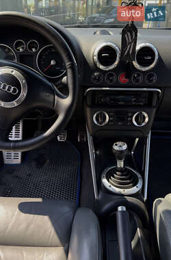 Купе Audi TT 1999 в 