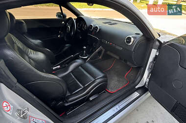 Купе Audi TT 2000 в 