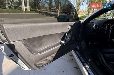 Купе Audi TT 2000 в 