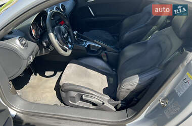 Купе Audi TT 2008 в 