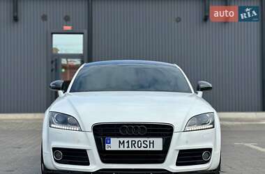 Купе Audi TT 2011 в 