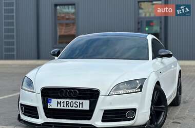 Купе Audi TT 2011 в 
