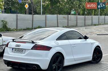 Купе Audi TT 2011 в 