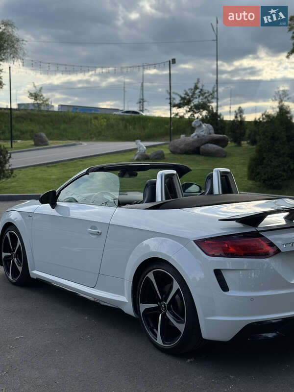 Родстер Audi TT 2018 в Киеве