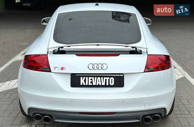 Купе Audi TT 2012 в 