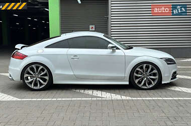 Купе Audi TT 2012 в 