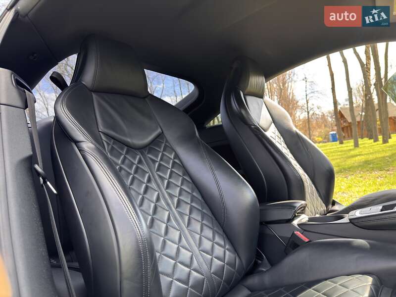 Купе Audi TT 2015 в Киеве