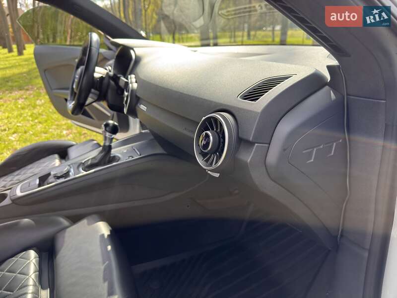 Купе Audi TT 2015 в Киеве