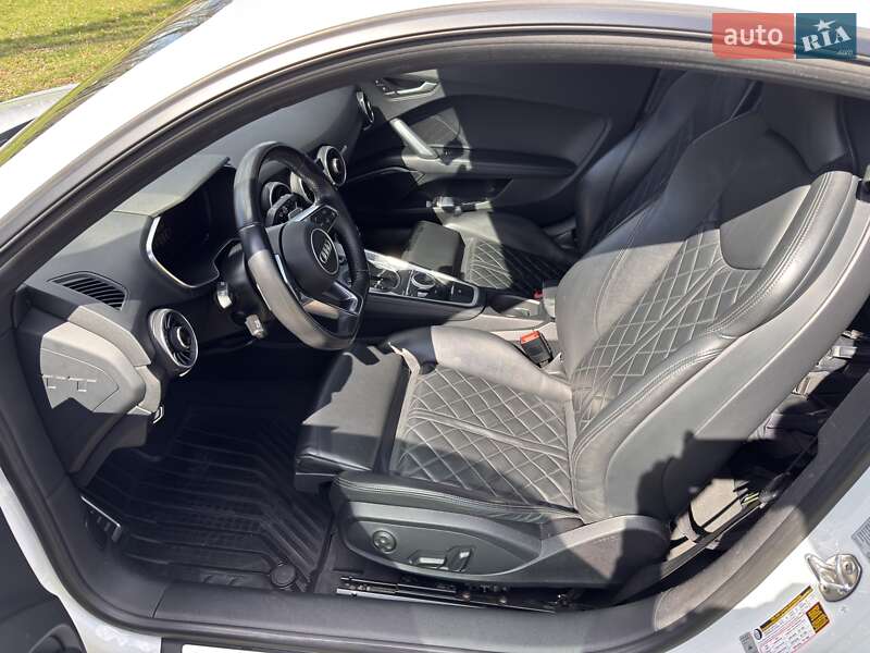 Купе Audi TT 2015 в Киеве