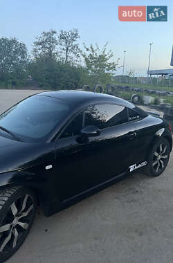 Купе Audi TT 2000 в 