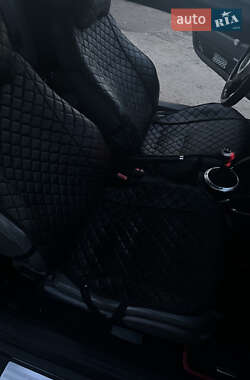 Купе Audi TT 2000 в 