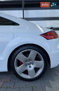 Купе Audi TT 2007 в 