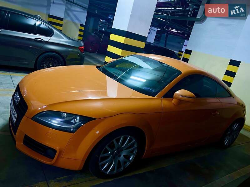 Audi TT 2011