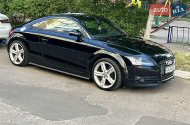 Купе Audi TT 2010 в 