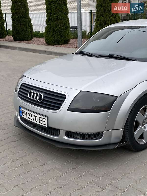 Купе Audi TT 1999 в 