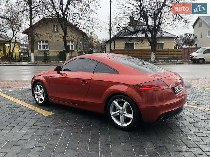 Купе Audi TT 2011 в Львове