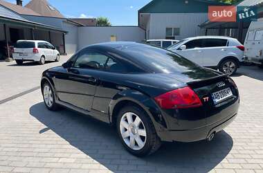 Купе Audi TT 2004 в 