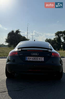 Купе Audi TT 2008 в 
