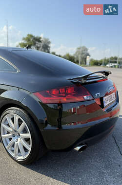 Купе Audi TT 2008 в 